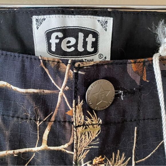 FELT men’s field cargo pants camo print loose fit streetwear skate Sz 34 - Picture 8 of 10